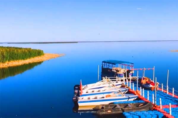 額濟(jì)納旗旅游